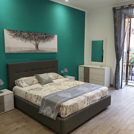 Dormire A Napoli Centro Holiday House Casa Vacanza Zewnętrze zdjęcie