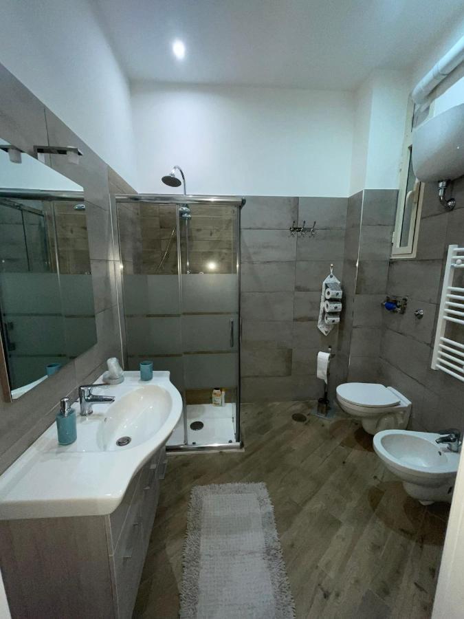 Dormire A Napoli Centro Holiday House Casa Vacanza Zewnętrze zdjęcie