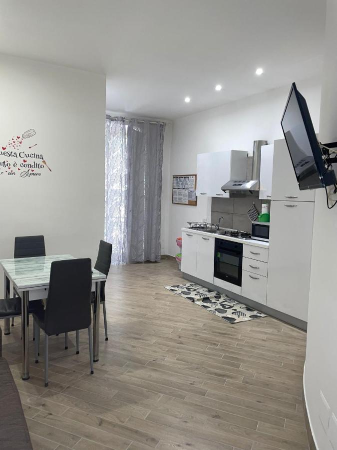 Dormire A Napoli Centro Holiday House Casa Vacanza Zewnętrze zdjęcie