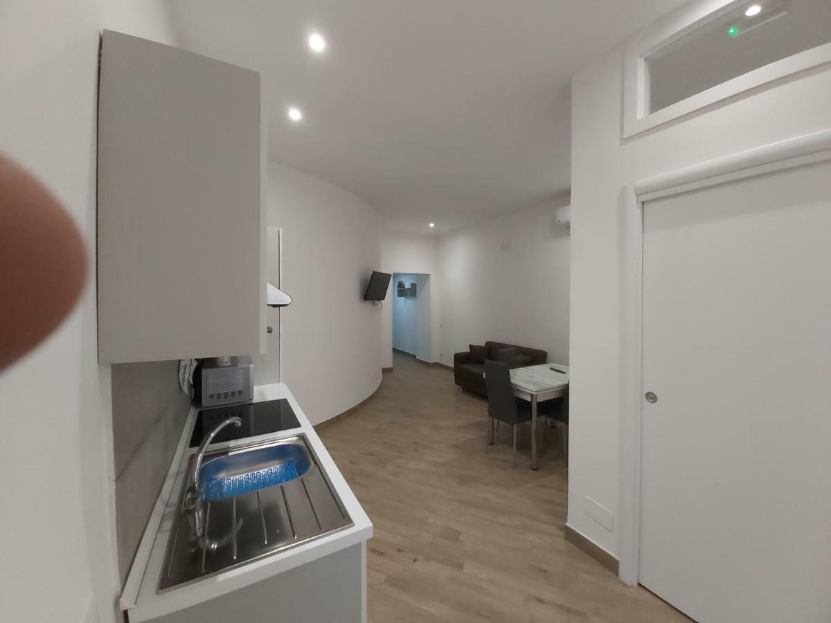 Dormire A Napoli Centro Holiday House Casa Vacanza Zewnętrze zdjęcie